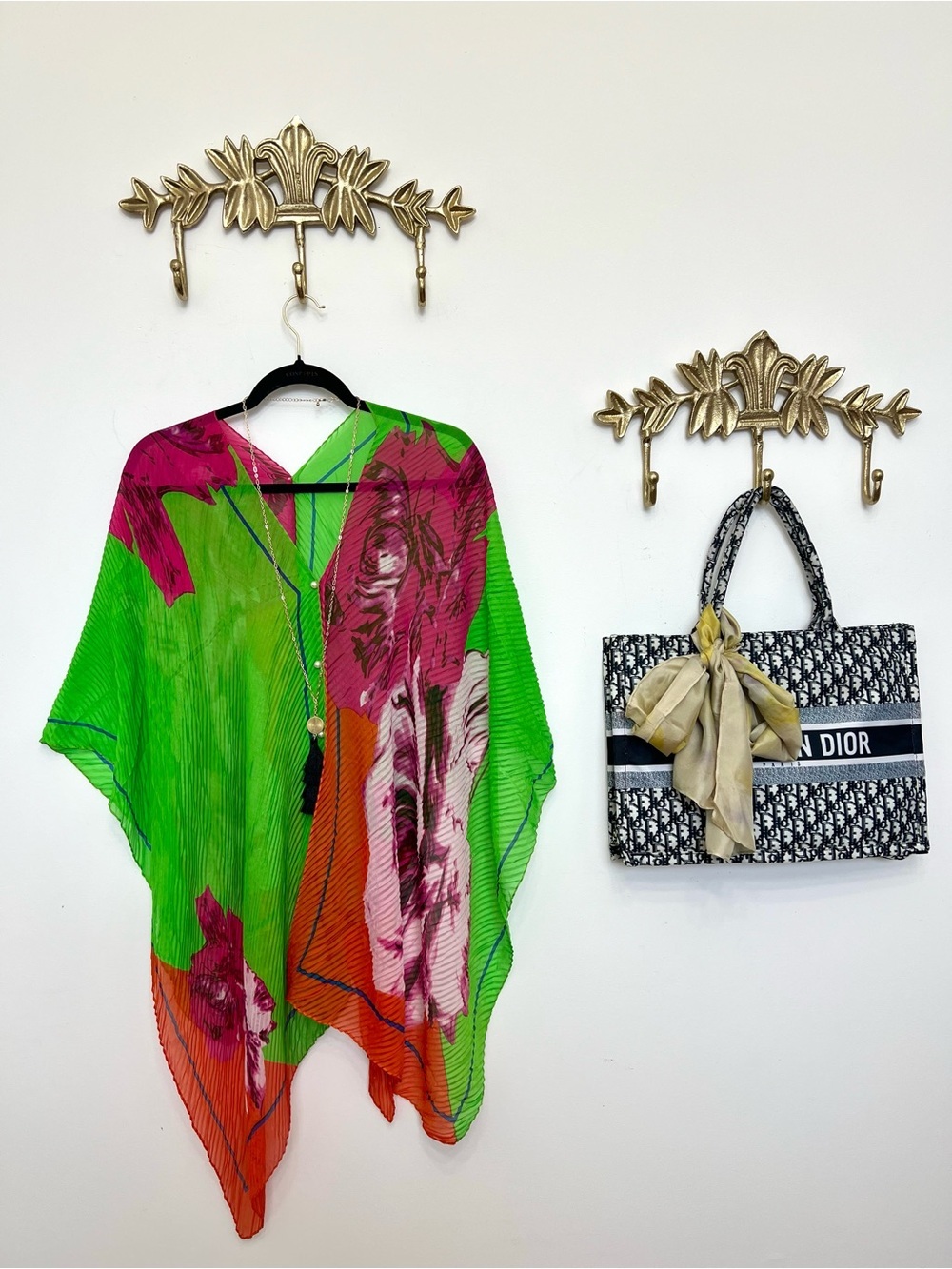 🆕Bright Green & Pink Floral Sheer Kaftan/kimono XL
